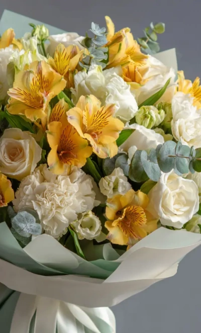 Букет с альстромериями «Яркое утро»