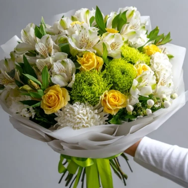 Букет с альстромериями «Мелодия лета»