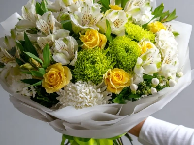 Букет с альстромериями «Мелодия лета»